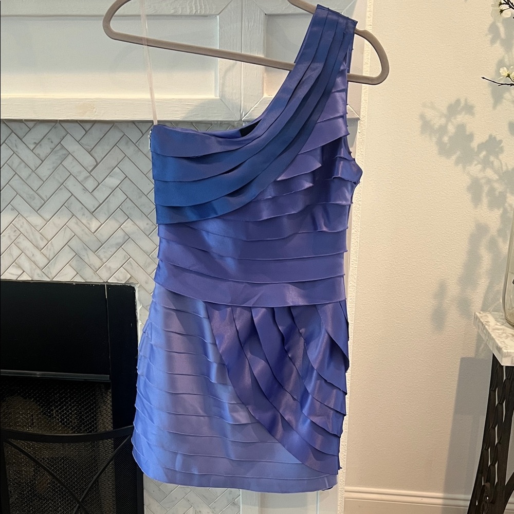 Chic One-Shoulder Layered mini Dress